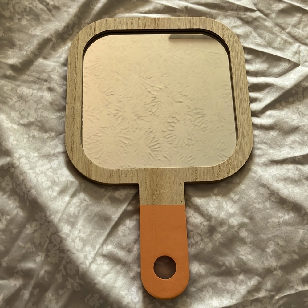 Hand mirror!